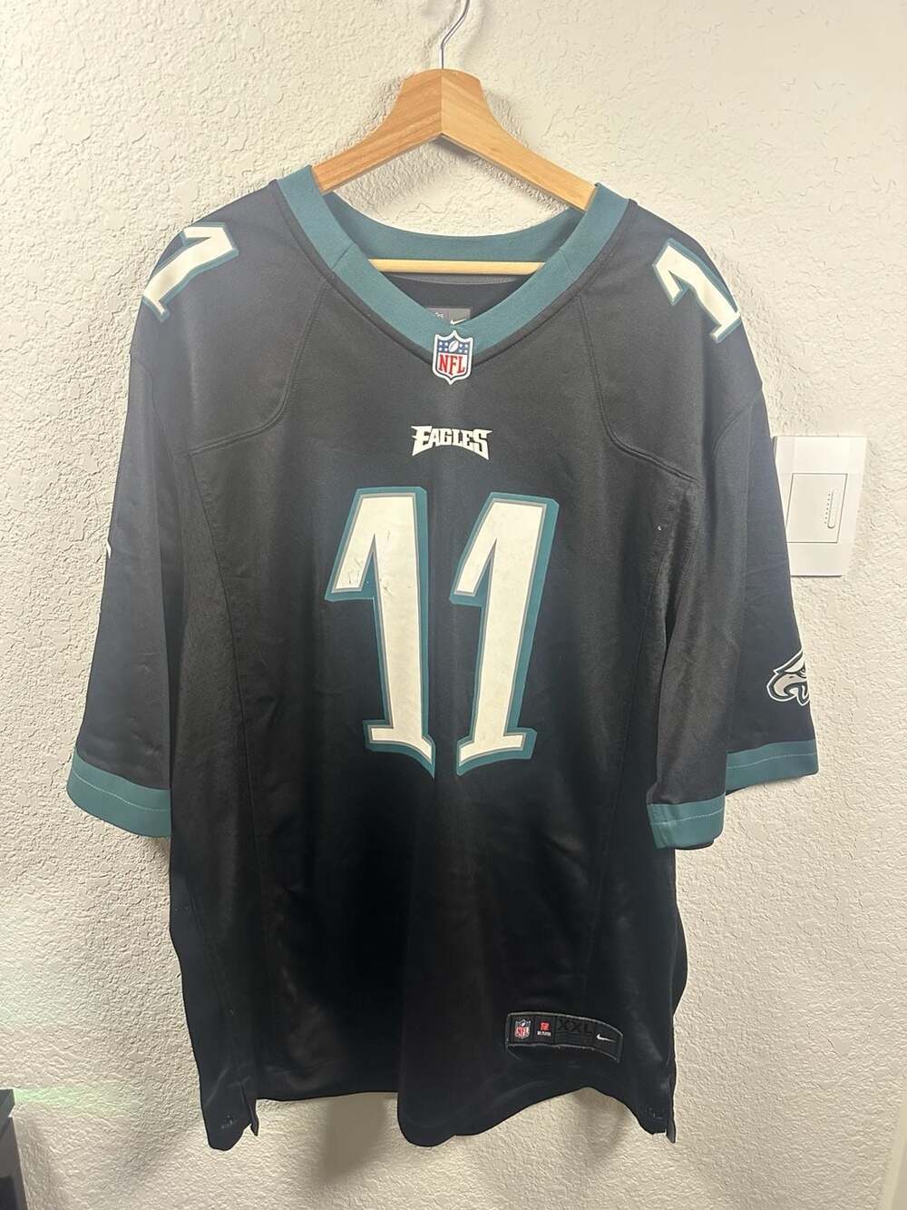 Nike Philadelphia Eagles Brown 11 Jersey Size XXL Black